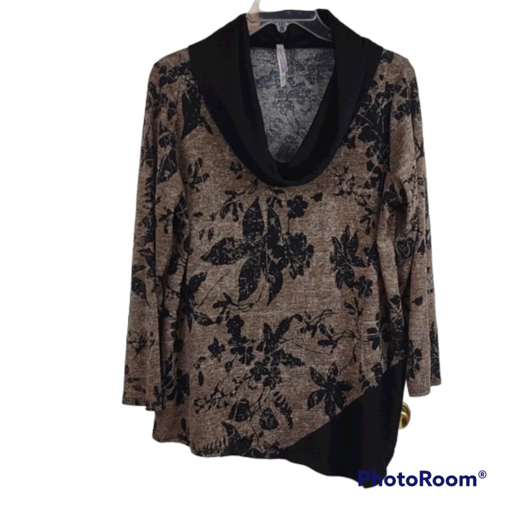 Harmony Cowlneck LS Lightweight Asymmetrical Hem Tan W/ Black Cowl & Print Top